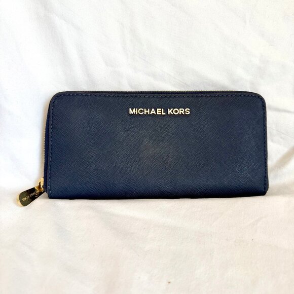 Michael Kors Women's Wallet Zip Around Navy Saffiano Leather Accordion M1409 - Picture 1 of 7